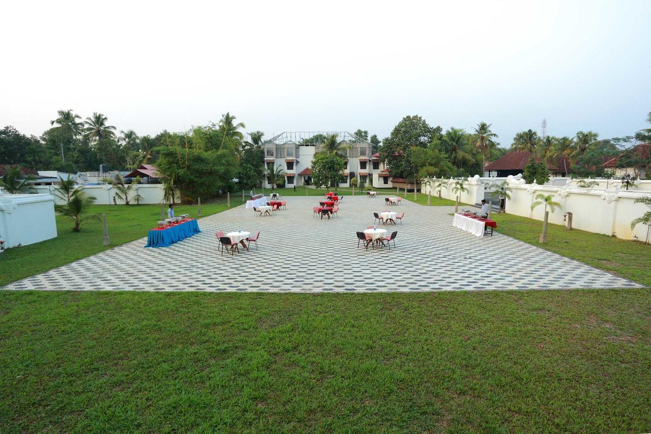 Treebo Premium Travancore Palace Cherthala Alappuzha Ngoại thất bức ảnh